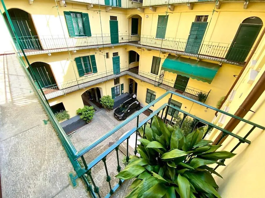 Casa Bocconi, Navigli, Porta Romana, Milano Apartment Milan