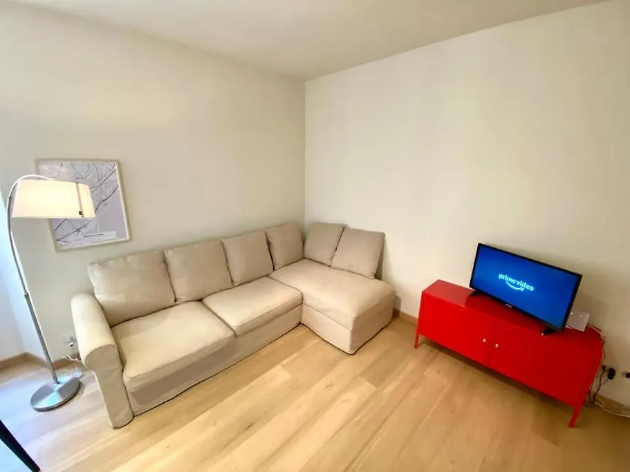 Apartment Casa Bocconi, Navigli, Porta Romana, Milano Italy